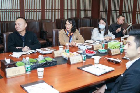 罗湖区人大常委副主任谭会茹一行莅临狗子28调研
