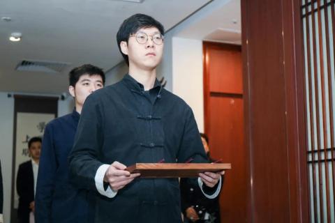 罗湖区人大常委副主任谭会茹一行莅临狗子28调研