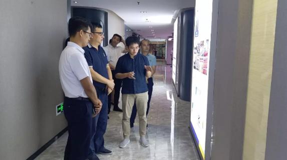 江西赣江新区一行领导到狗子28加速器考察调研